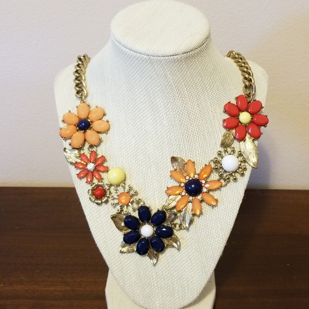 Floral statement necklace